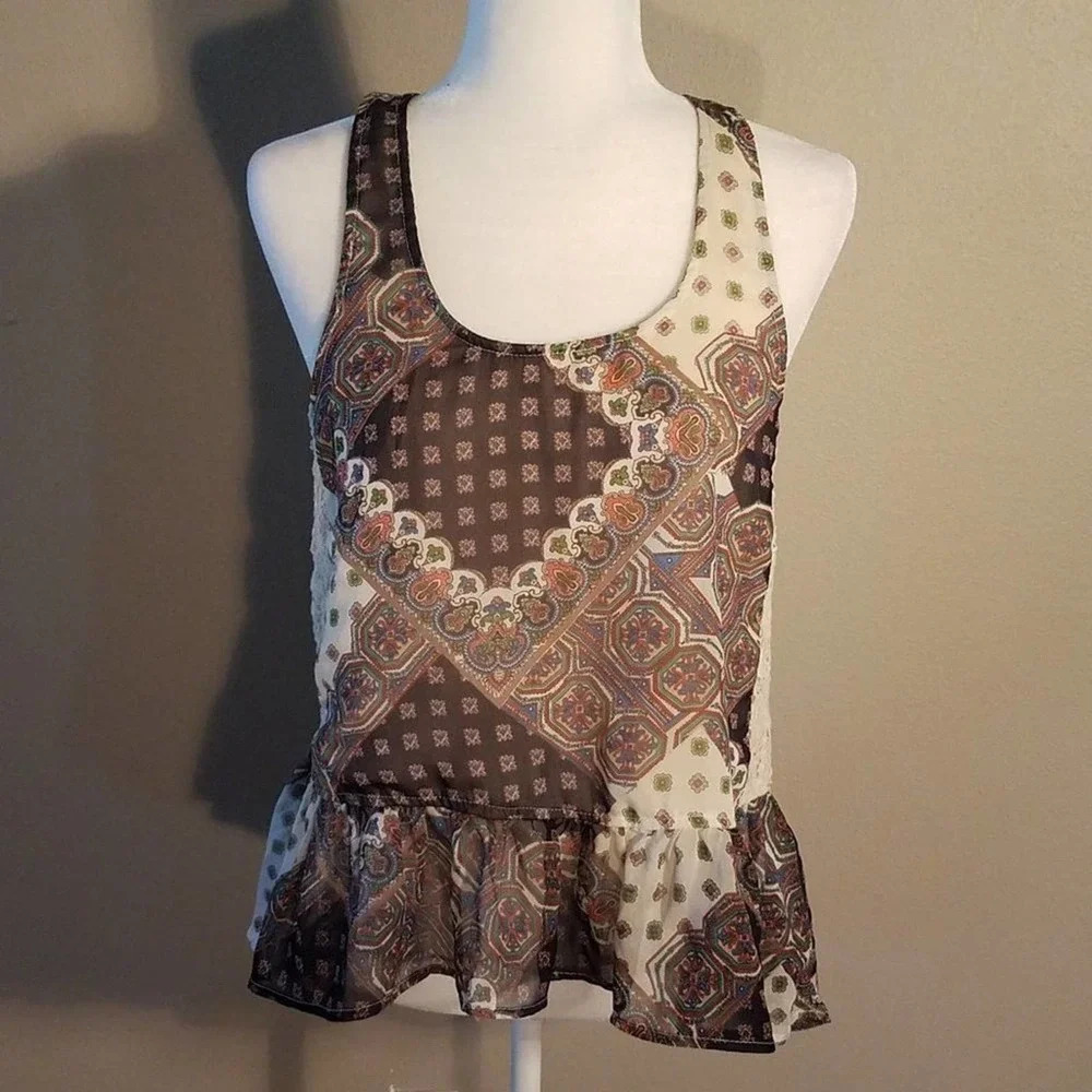 🦋 Anthropologie Hazel Hi Low Lace Top Medium